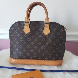 Louis Vuitton Alma PM